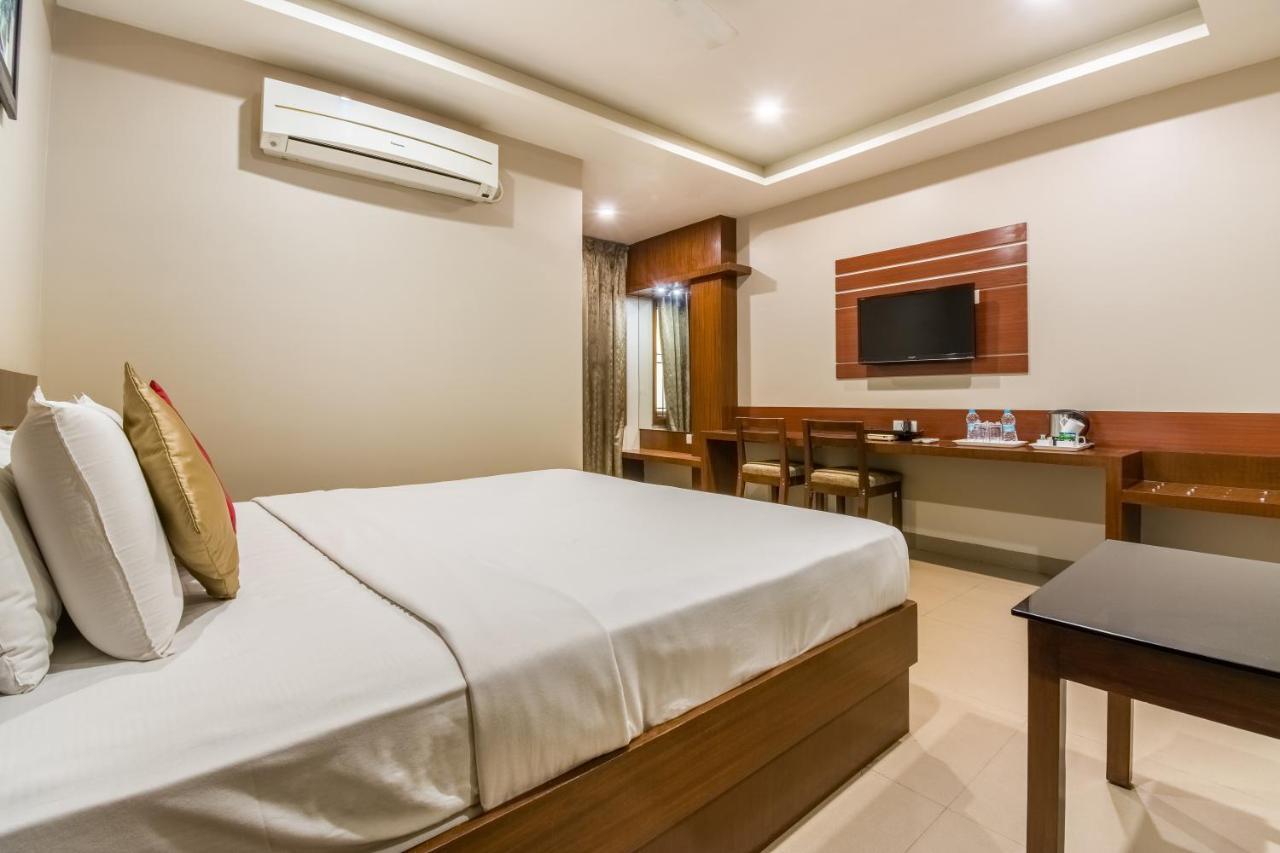 Hotel Five Elements Visakhapatnam Esterno foto