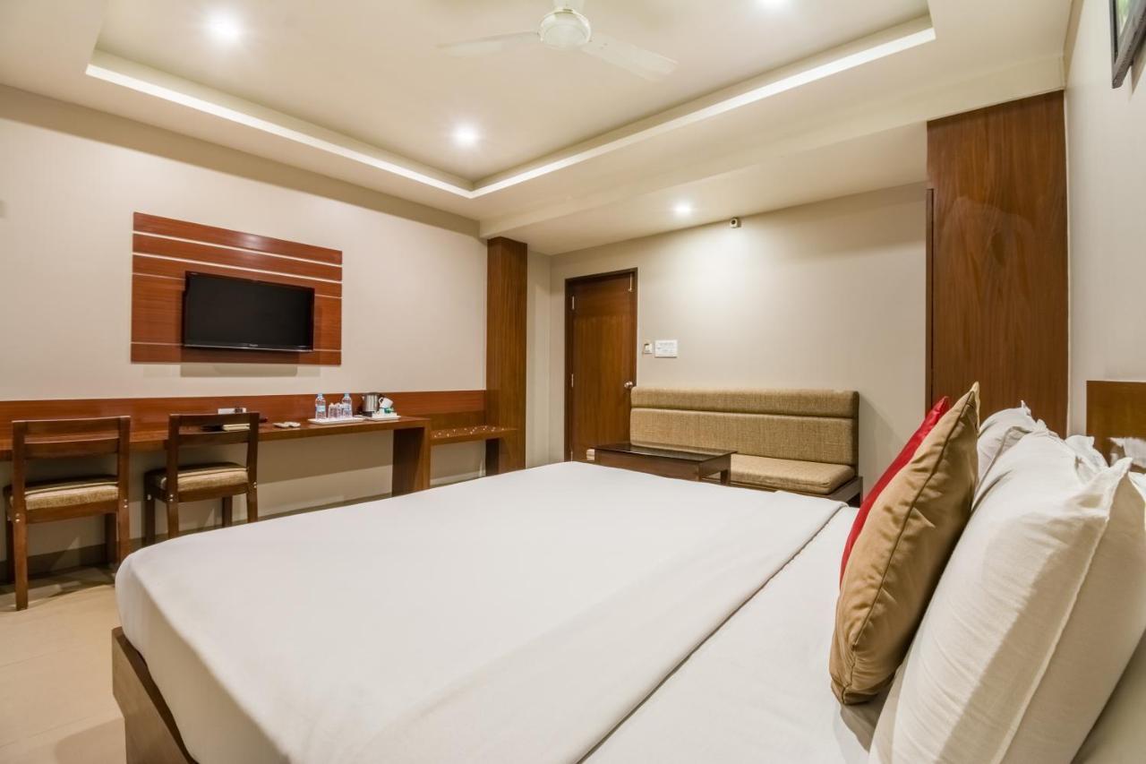 Hotel Five Elements Visakhapatnam Esterno foto
